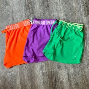 Set of 3 size medium Under Armour Shorts